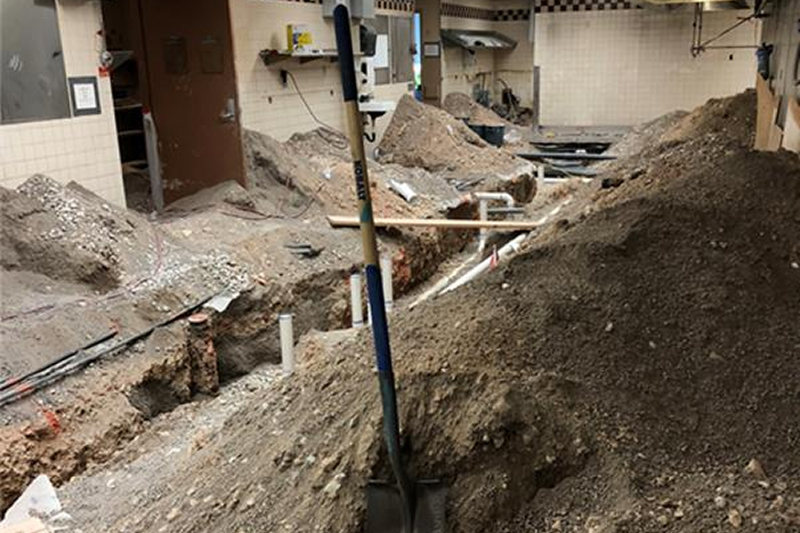 Trenchless Sewer Repair vs Traditional